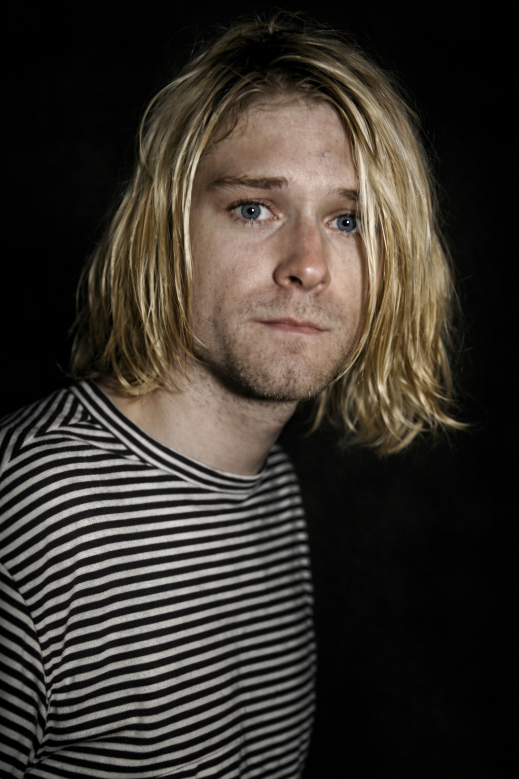 Kurt Cobain: Suara Generasi yang Terluka