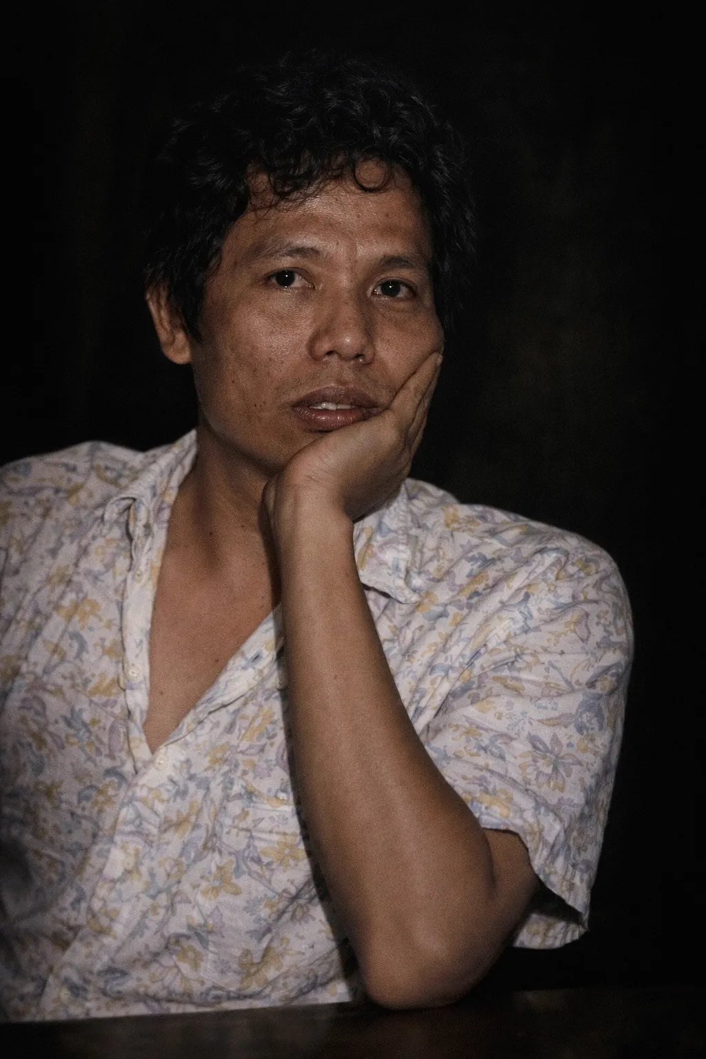 Dono Warkop: Komedian Cerdas yang Mengubah Wajah Komedi Indonesia